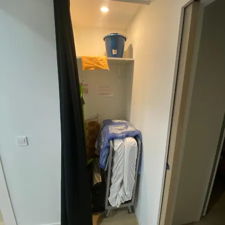 Apartment En Plein Centre , A 200m De La